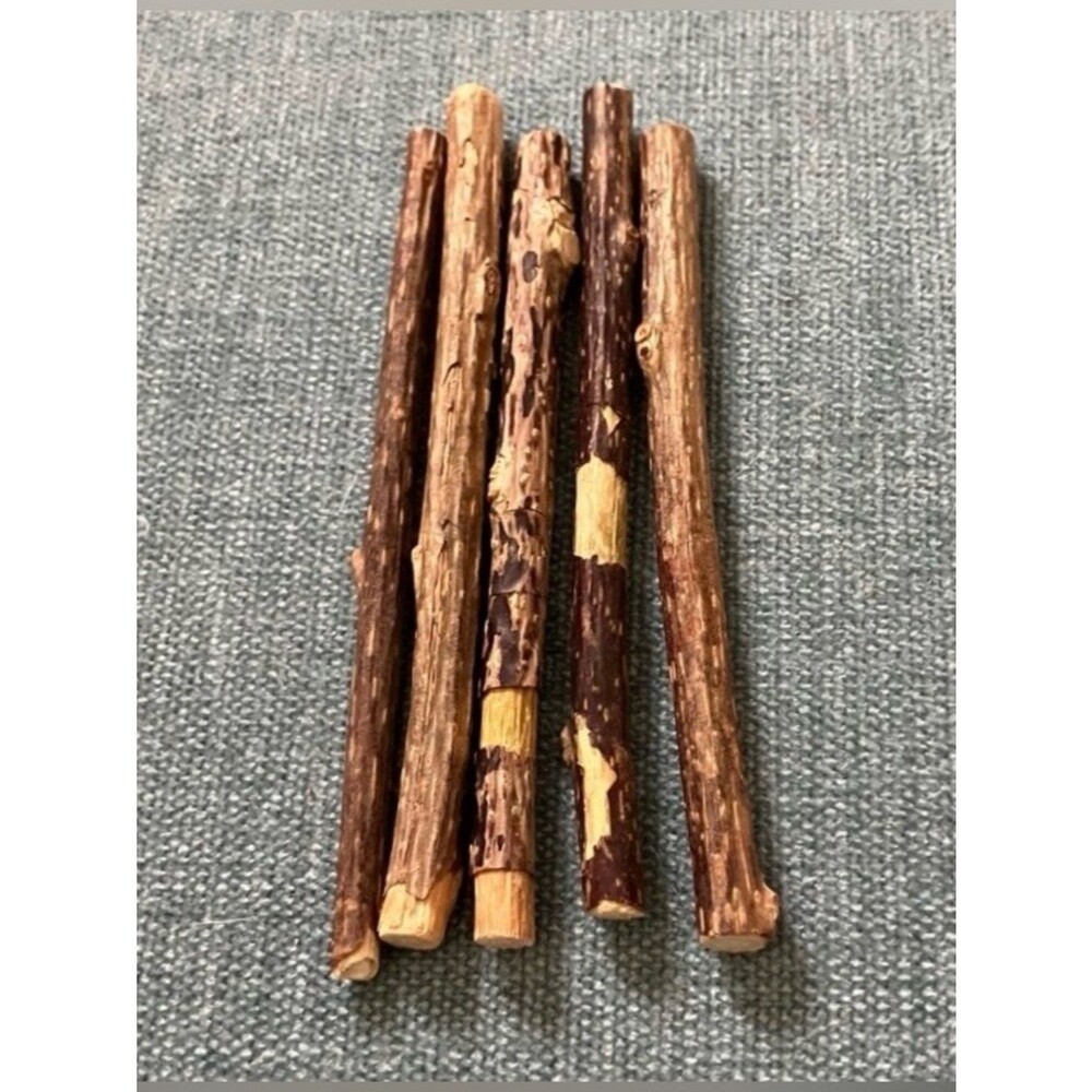 5 Gently Used Cat Silvervine Chew Sticks
